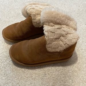 Chestnut knit uggs